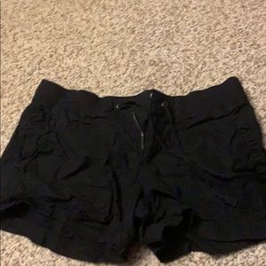 a.n.a. brand shorts size 8, black